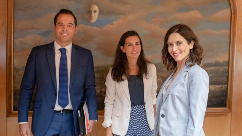 Ignacio Aguado, Rocío Monasterio e Isabel Díaz Ayuso. - ASAMBLEA DE MADRID