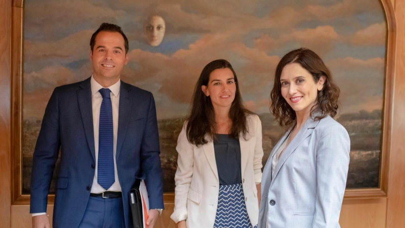 Ignacio Aguado, Rocío Monasterio e Isabel Díaz Ayuso. - ASAMBLEA DE MADRID