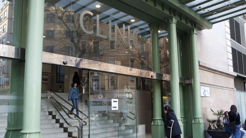 Entrada del Hospital Clínic de Barcelona.