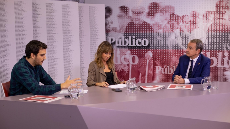 Los periodistas de Público Ana Pardo de Vera y Alejandro Torrús entrevistan a Rodríguez Zapatero.- CHRISTIAN GONZÁLEZ