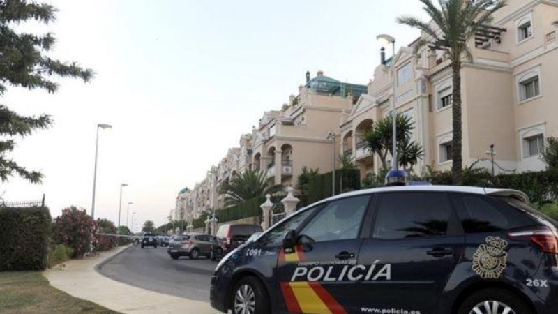 Imagen de archivo de un coche de la Policía Nacional | EFE