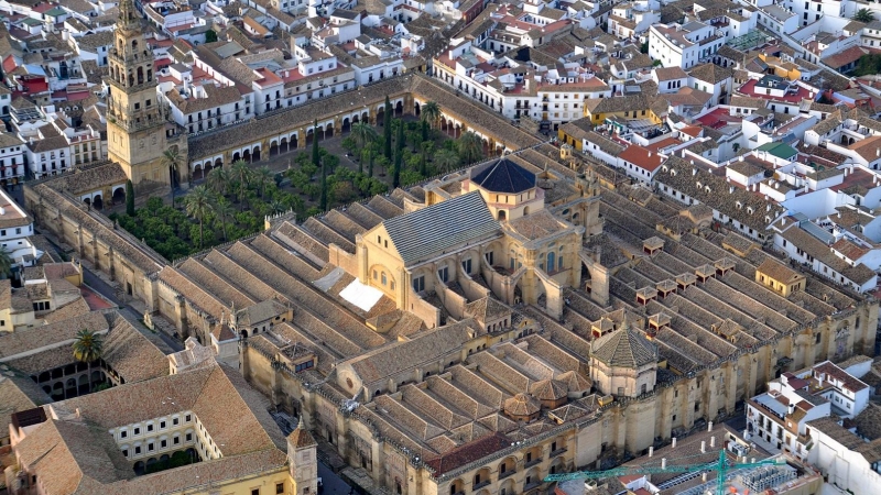 Vista de la Mezquita de Córdoba desde el aire. WIKIPEDIA
