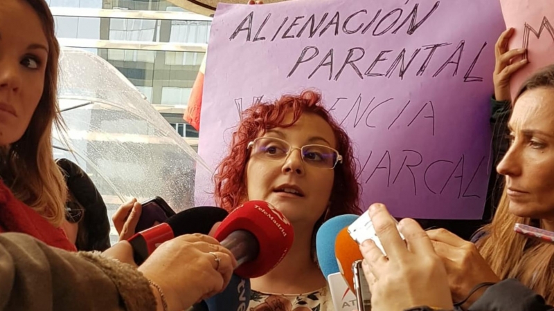 María Sevilla, expresidenta de Infancia Libre, tras declarar ante la Fiscalía el pasado 29 de noviembre