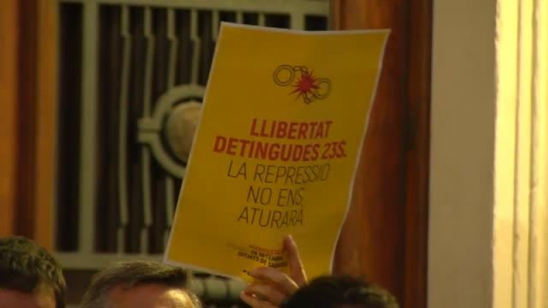 Concentración de protesta por el encarcelamiento de los CDR en Sabadell