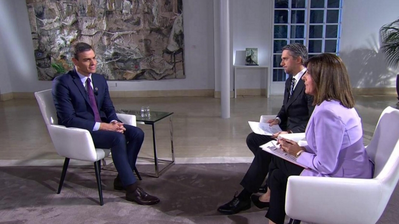 El presidente del Gobierno, Pedro Sánchez, durante su entrevista en TVE.