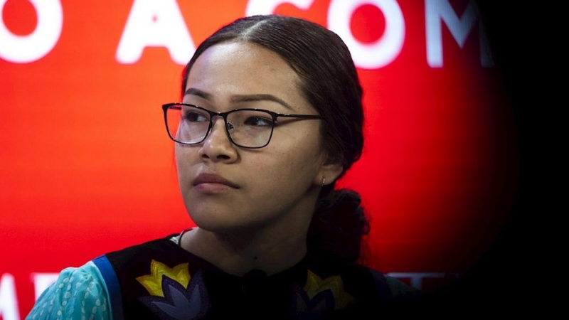 21/01/2020 - La activista Autumn Peltier durante una conferencia en Davos. / EFE - GIAN EHRENZELLER