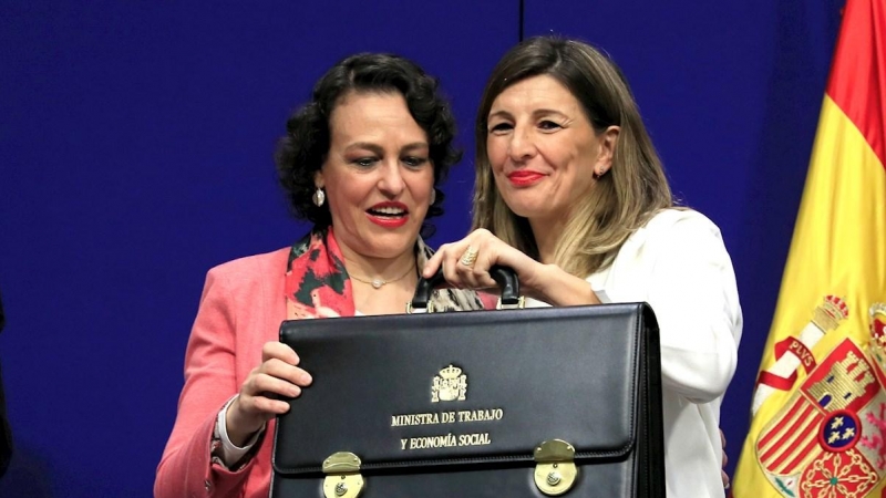 La nueva ministra de Trabajo y Economía Social, Yolanda Díaz, en su toma de posesión del cargo. / EFE