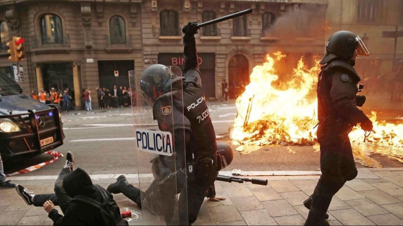 Cargas policiales en Barcelona