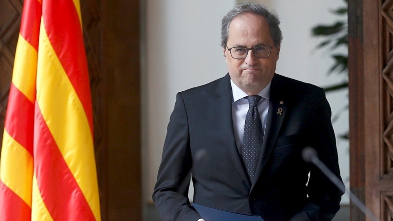 29/01/2020.- El presidente de la Generalitat, Quim Torra, durante la declaración institucional en el Palau de la Generalitat. / EFE -  QUIQUE GARCÍA