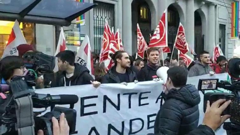 Concentración de estudiantes en Madrid contra la censura parental de VOX