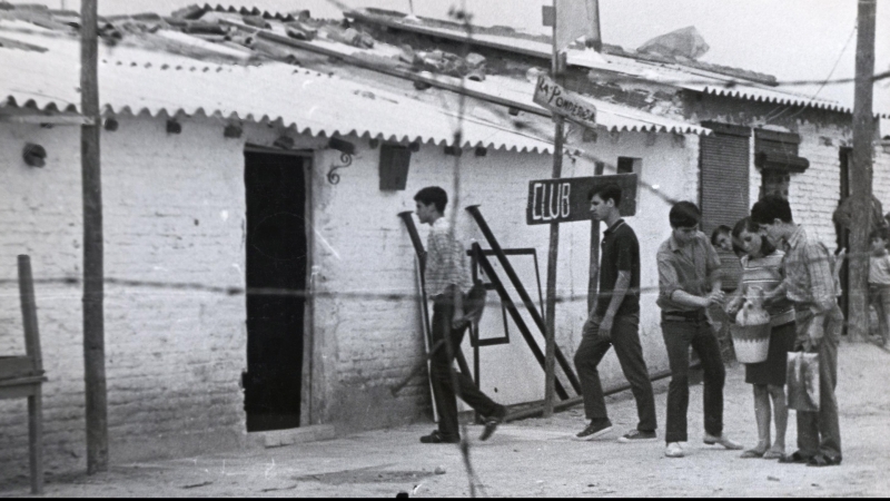 Entrada al Club Proa del Cerro del Tío Pío. CARLOS PÉREZ-DÍAZ