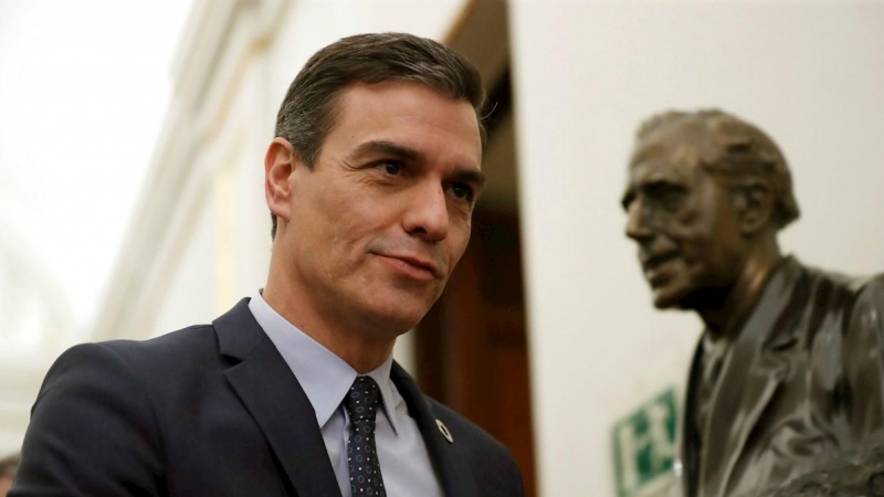 El presidente del Gobierno, Pedro Sánchez, durante el pleno celebrado este martes en el Congreso de los Diputados en Madrid. EFE/Zipi