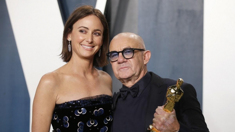 Bernie Taupin y Heather Lynn Hodgins Kidd / REUTERS / Danny Moloshok