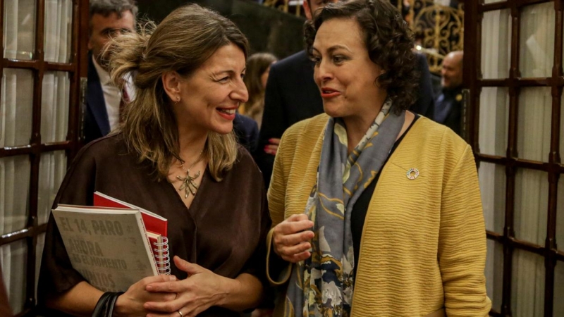 Yolanda Díaz y Magdalena Valerio en el Congreso