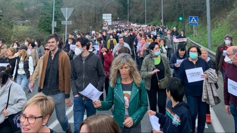 Manifestacion por los dos trabajadores que murieron sepultados. PODEMOS EUSKADI.