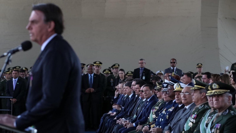 23/08/19- El presidente brasileño, Jair Bolsonaro, ha militarizado su equipo ministerial, recordando su propio pasado en las Fuerzas Armadas. MARCOS CORRÊA/ PRESIDENCIA DEL GOBIERNO