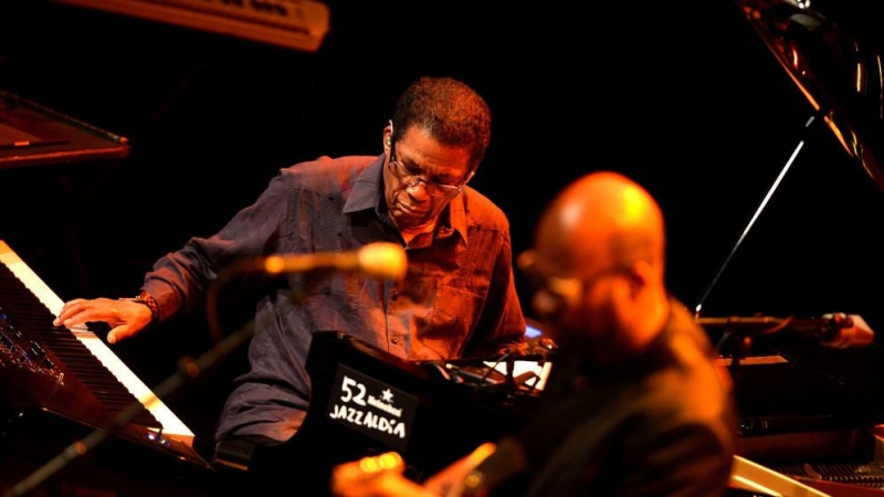Imagen de archivo del pianista de jazz Herbie Hancock. Reuters