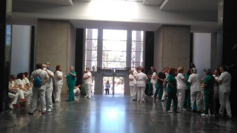 Limpiadoras del Hospital Clínico San Carlos de Madrid durante una huelga de 2019./ MATS