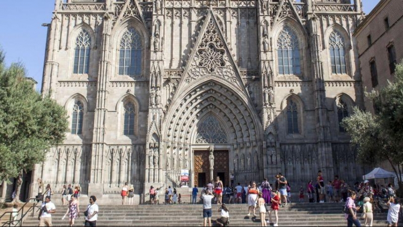 Façana de la Catedral de Barcelona.