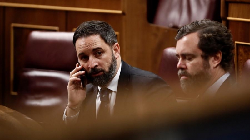 El líder de Vox, Santiago Abascal durante el pleno del Congreso de los diputados en Madrid este jueves. EFE/Mariscal