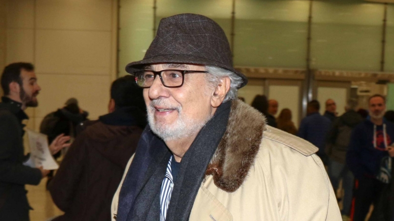 18.12.2019 /  Plácido Domingo en el aeropuerto en una imagen de archivo. / EUROPA PRESS- Raúl Terrel