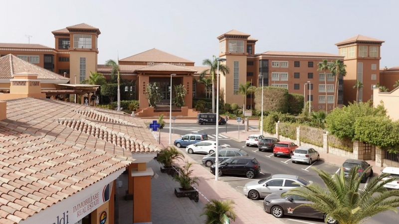 Vista general del hotel situado en Costa Adeje. - EFE