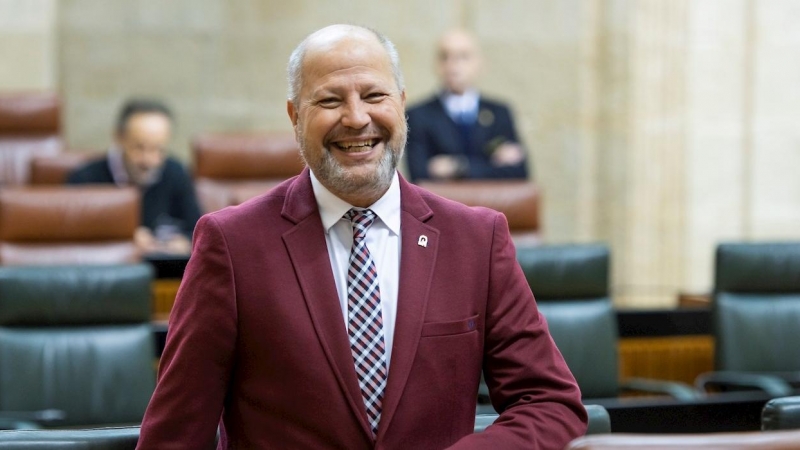 20/02/2020.- El consejero de Educación, Javier Imbroda comparece en el pleno del Parlamento andaluz en Sevilla este jueves para informar sobre proyecto de creación de los denominados Centros de Educación Infantil, Primaria y Secundaria Obligatoria (CEIPSO