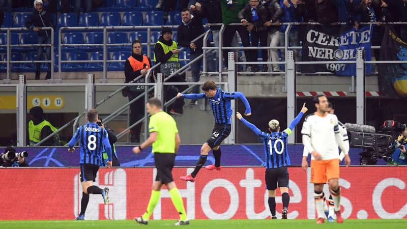 Un momento del partido disputado en San Siro, Milán, entre el Atalanta y el Valencia. - REUTERS