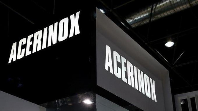 El logo de Acerinox durante una feria en Duesseldorf, Alemania. REUTERS/Wolfgang Rattay