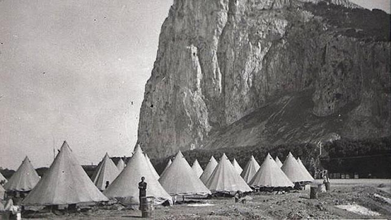 Campamento de refugiados en Gibraltar.