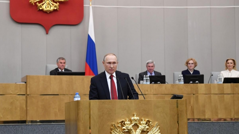 Vladimir Putin en el Parlamento ruso. / Reuters