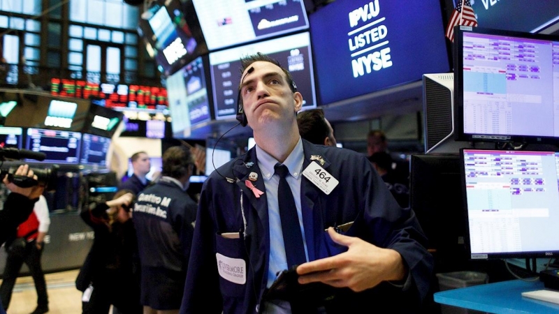 12/03/2020.- Wall Street se hunde un 7% en apertura por la crisis del coronavirus. / EFE