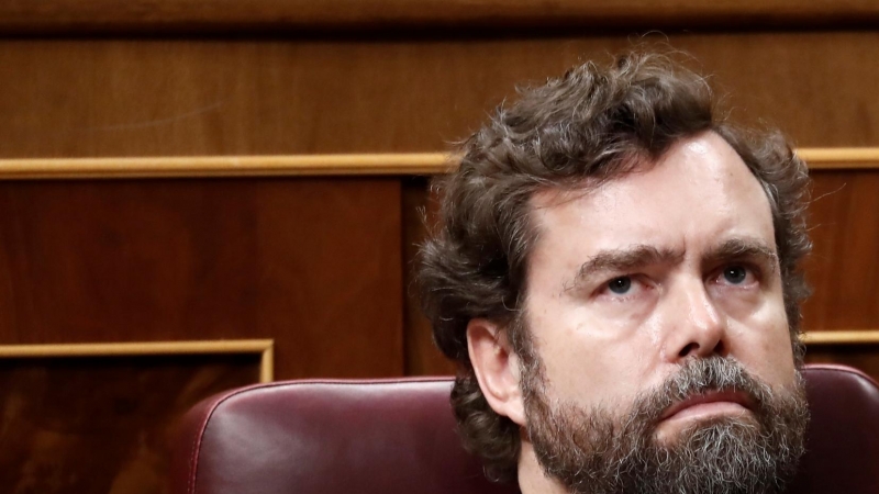 El portavoz de Vox, Iván Espinosa de los Monteros, asiste este miércoles en el Congreso a la comparecencia del presidente del Gobierno. EFE