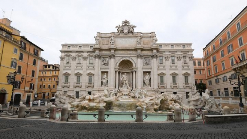 La Fontana Di Trevi sin turistas | EFE