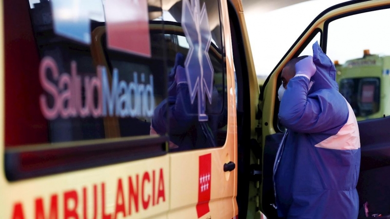 26/03/2020.- Los servicios de urgencias en el hospital Infanta Leonor, en Madrid, cuando se cumple el duodécimo día del estado de alarma decretado por el Gobierno por la pandemia del coronavirus. / EFE - MARISCAL