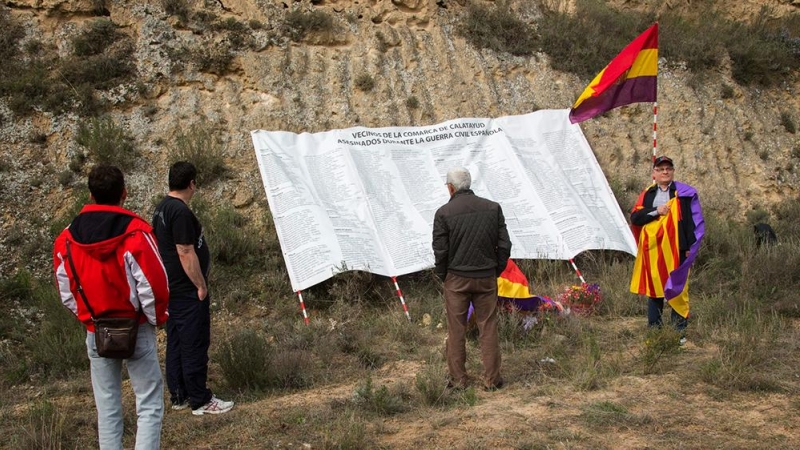 Más de 300 republicanos fueron asesinados por la represión de los sublevados y la dictadura en el barranco de la Bartolina, en Calatayud, medio siglo antes de que sus restos fueran utilizados para sellar un vertedero. ARICO.