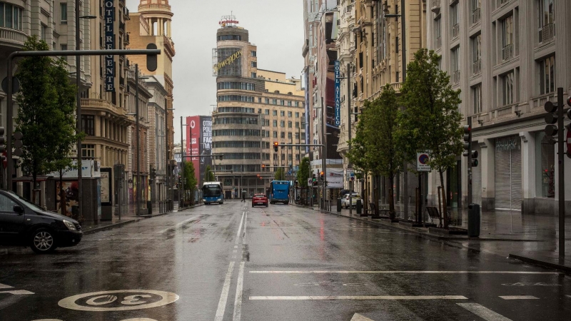 La Gran Vía de Madrid, desierta durante el estado de alarma decretado por el coronovirus, el 31 de marzo de 2020.-JAIRO VARGAS