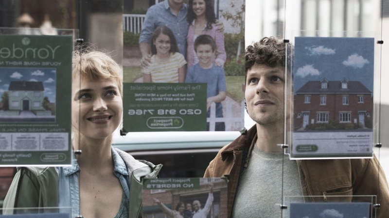 Imogen Poots y Jesse Eisenberg