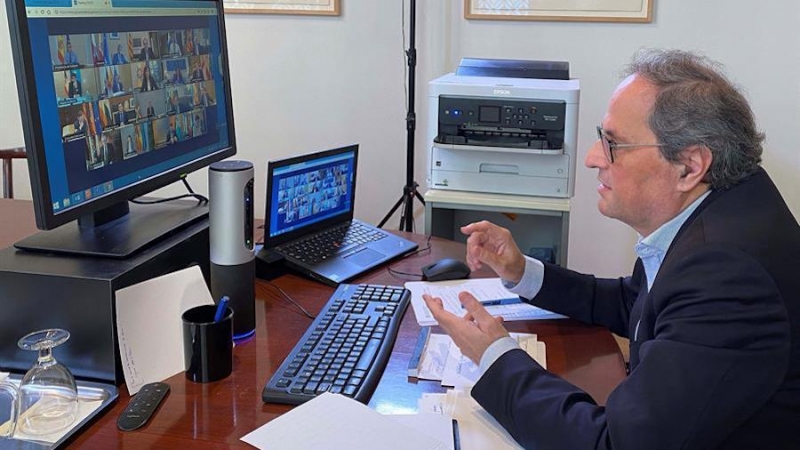 El presidente de la Generalitat, Quim Torra, durante la reunión por videoconferencia que ha mantenido con el presidente del gobierno, Pedro Sánchez, y el resto de presidentes autonómicos para abordar la crisis del coronavirus. EFE/Generalitat de Catalunya