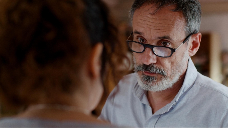 El actor Francesc Garrido durante la película 'Asamblea'. /NAKAMURA FILMS
