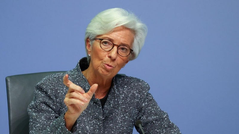 La presidenta del BCE, Christine Lagarde, en una rueda de prensa en la sede de la entidad, en Fráncfort. REUTERS/Kai Pfaffenbach