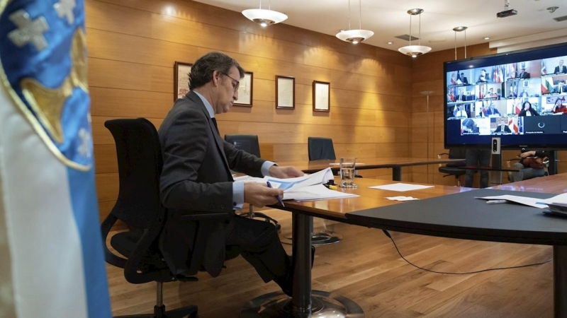 El presidente de la Xunta de Galicia Alberto Núñez Feijóo durante una videoconferencia con otros presidentes autonómicos./ David Cabezón (EFE)