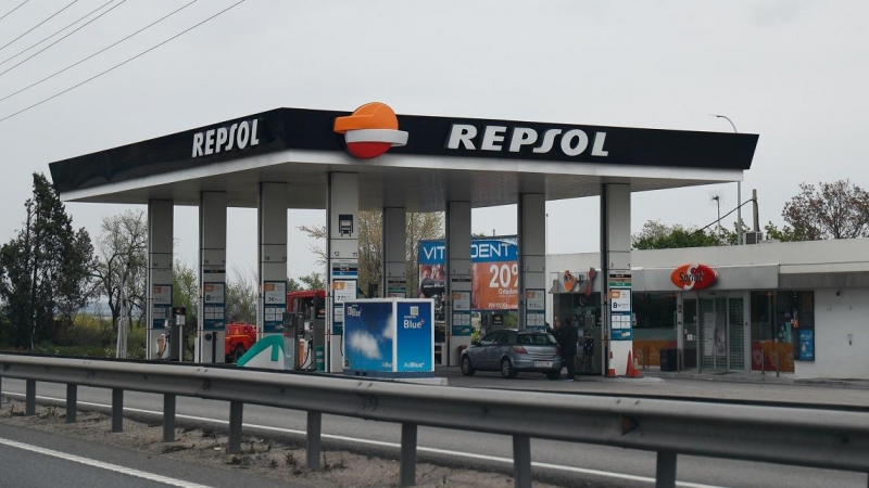 Una estación de servicio de Repsol en Madrid. E.P./Óscar J.Barroso