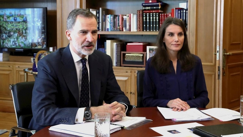 08/05/2020.- Los reyes Felipe VI y Letizia, en una reunión mantenida por videoconferencia. FOTO: Casa del Rey