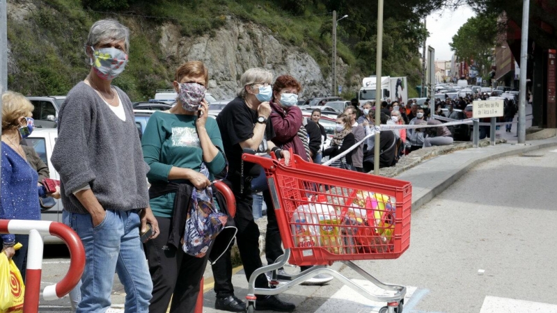 Cues a la part francesa del Pertús arran de l'inici del desconfinament a França, l'11 de maig del 2020 (horitzontal). Marina López | ACN