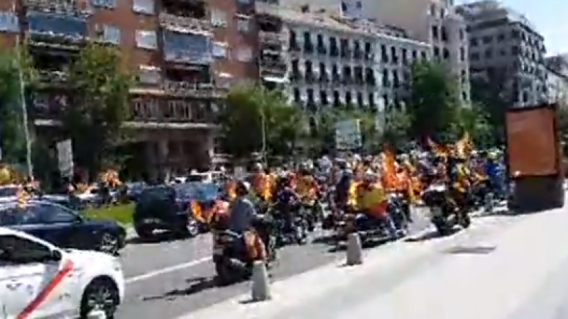 Manifestación con coches convocada por Vox en Madrid.