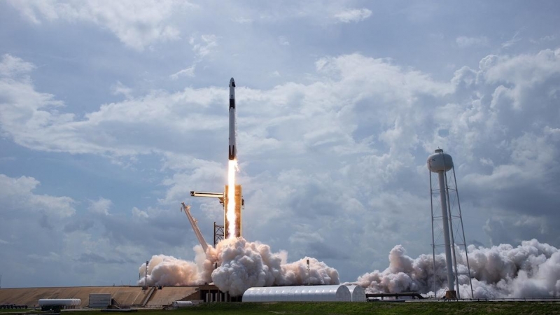SpaceX, durante su despegue. EFE