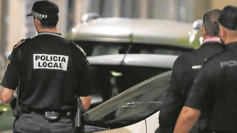 Agentes de la Policia de Alicante. EFE