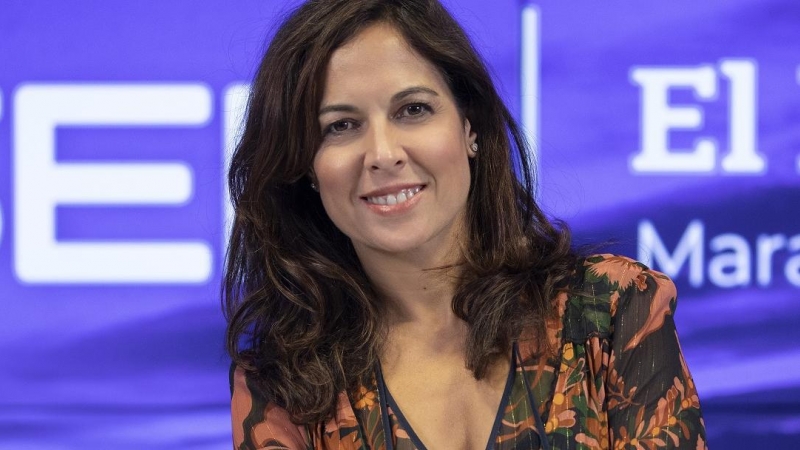 Mara Torres, periodista, escritora y presentadora de 'El Faro'. / CADENA SER