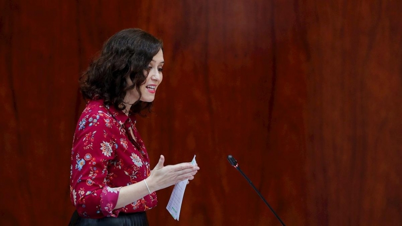 La presidenta de la Comunidad de Madrid, Isabel Díaz Ayuso, pronuncia un discurso este jueves durante la sesión de control en el pleno de la Asamblea, donde la oposición preguntará por la situación de las residencias durante la crisis del coronavirus y lo